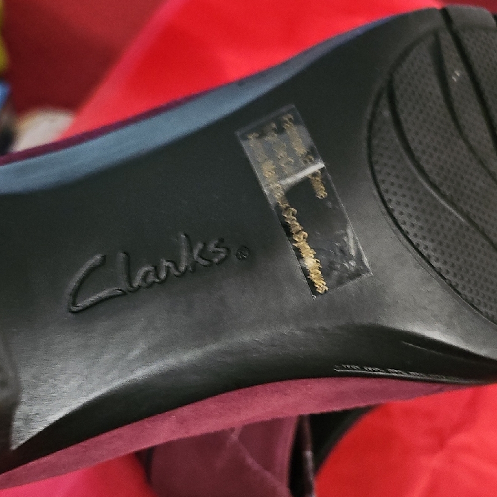 Clarks Red and Purple Ankle Boots - Picture 8 of 11
